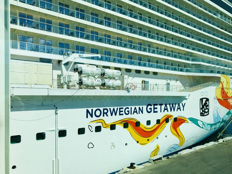 norwegian cruise line financial statements